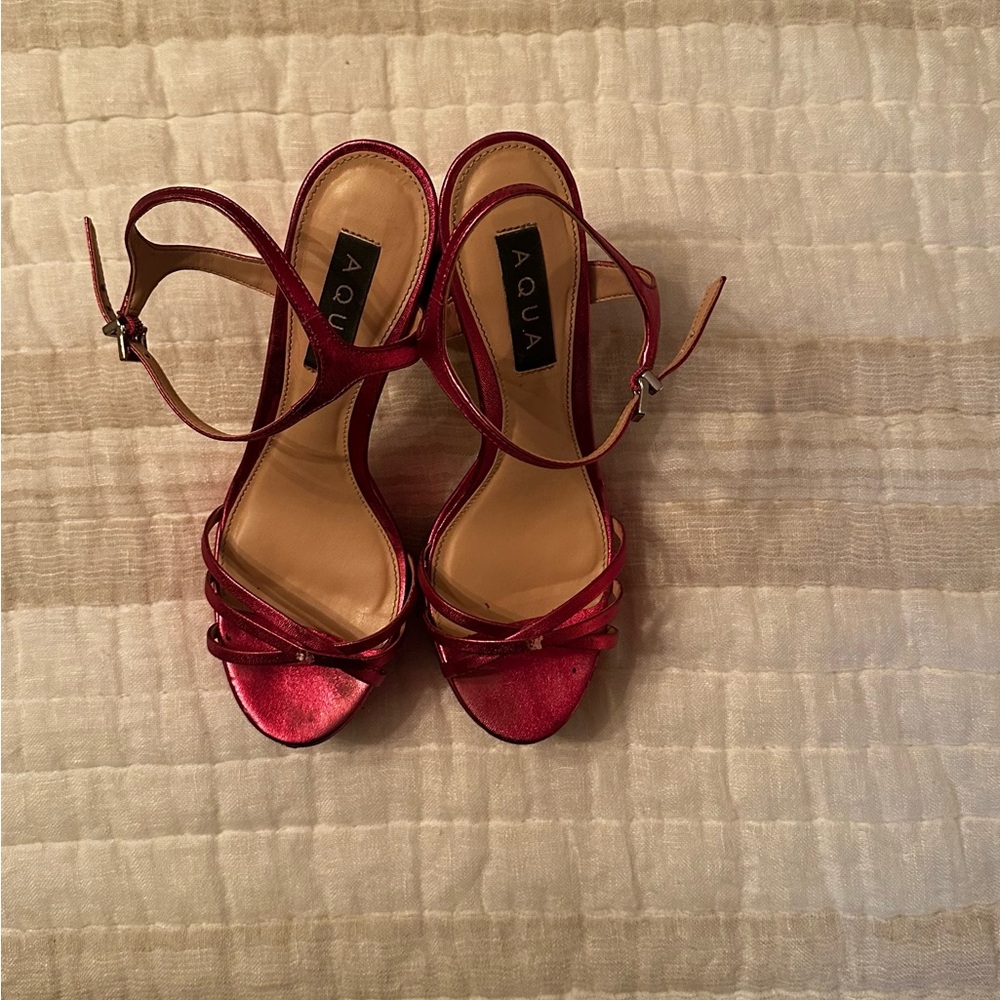 Aqua Women's Vibrant Metallic Pink Strappy Platform Sandal Heels 5” Size 7.5 B